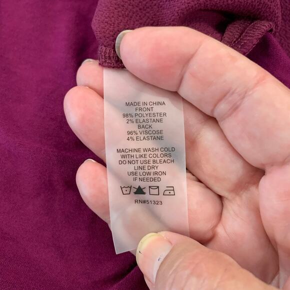 Vince Camuto Plum/Purple Gathered Neck Mixed Media Knit Back Top - SIZE MEDIUM - Picture 8 of 8